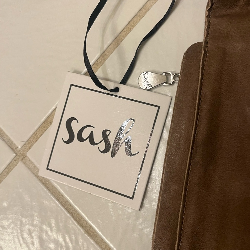 The Sash Bag Standard Size Women's Fringe Leather Sash Crossbody RFID Shiitake - Picture 7 of 13